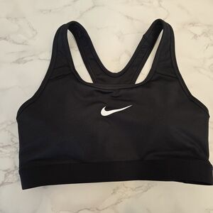 Nike Dri-Fit Athletic Sports Bra in Like New Condition - Size Small